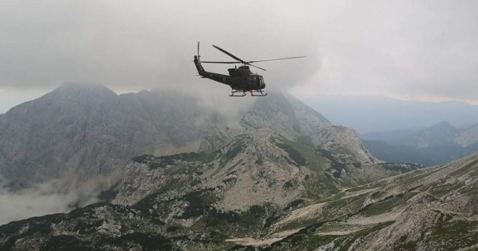 helikopter foto gorsko reševalna zveza slovenije