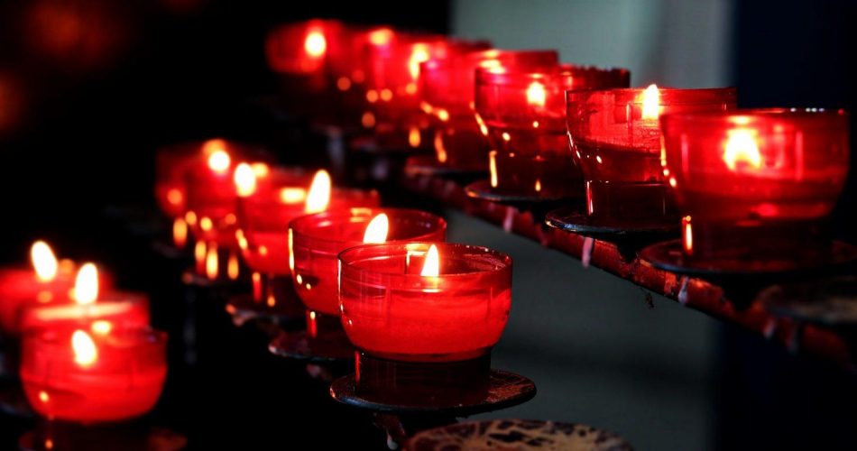 candles-2628473_1920